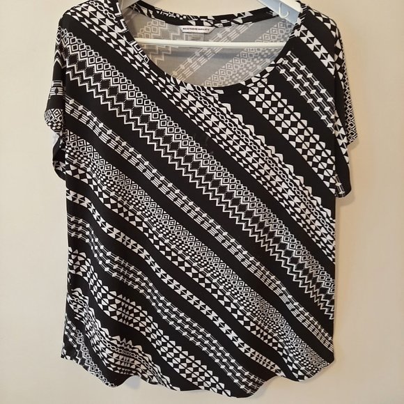 Allison Daley top Size Large short sleeved black and white - Picture 2 of 8